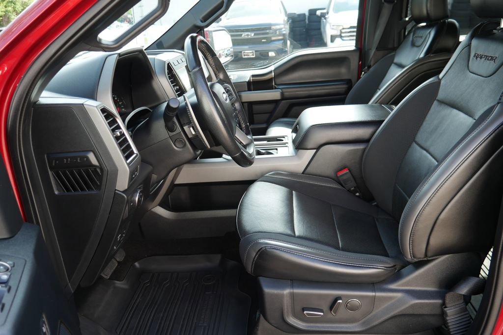Used 2019 Ford F150 Raptor w/ Equipment Group 802A Luxury AWD/4WD image 8