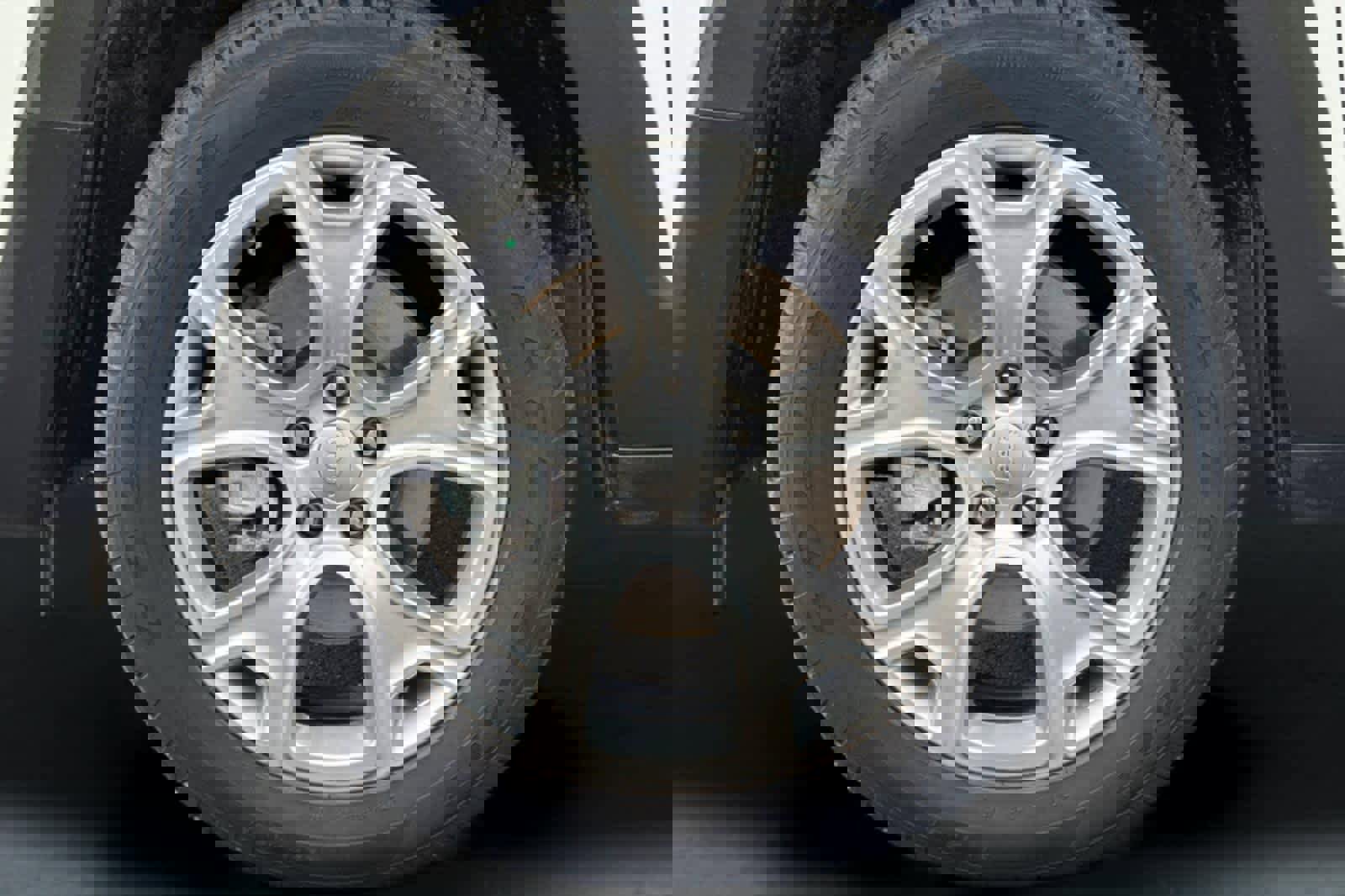 Used 2023 Jeep Renegade Limited image 30