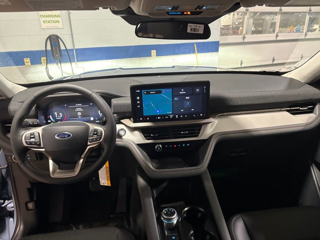 New 2026 Ford Explorer Active w/ Active Comfort Package image 13