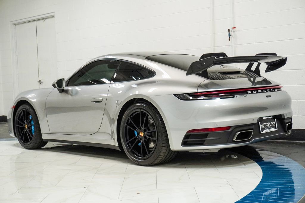 Used 2024 Porsche 911 Carrera RWD image 7