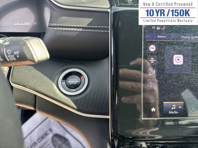 Used 2025 Jeep Grand Cherokee Altitude image 24