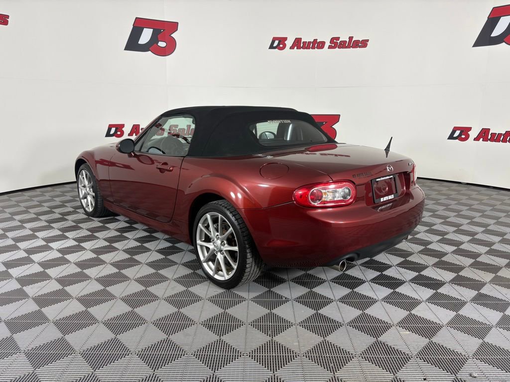 Used 2012 MAZDA MX-5 Miata Touring RWD image 5