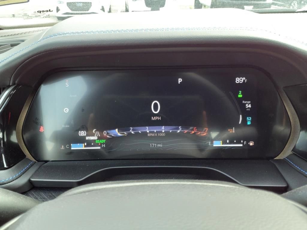 New 2023 Jeep Grand Cherokee Trailhawk w/ Advanced Protech Group II image 23