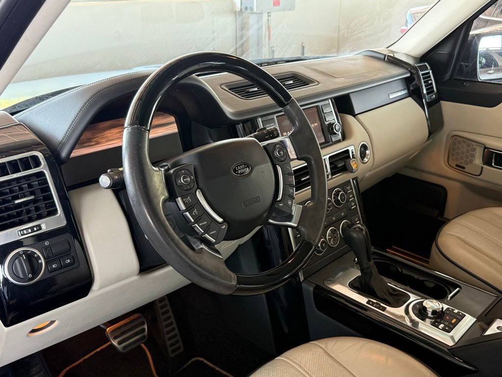 Used 2012 Land Rover Range Rover Supercharged AWD/4WD image 2