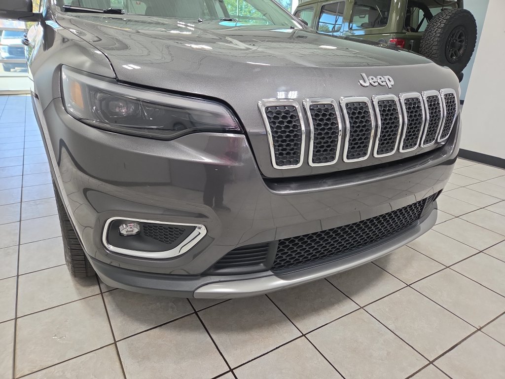 Used 2019 Jeep Cherokee Limited FWD image 22