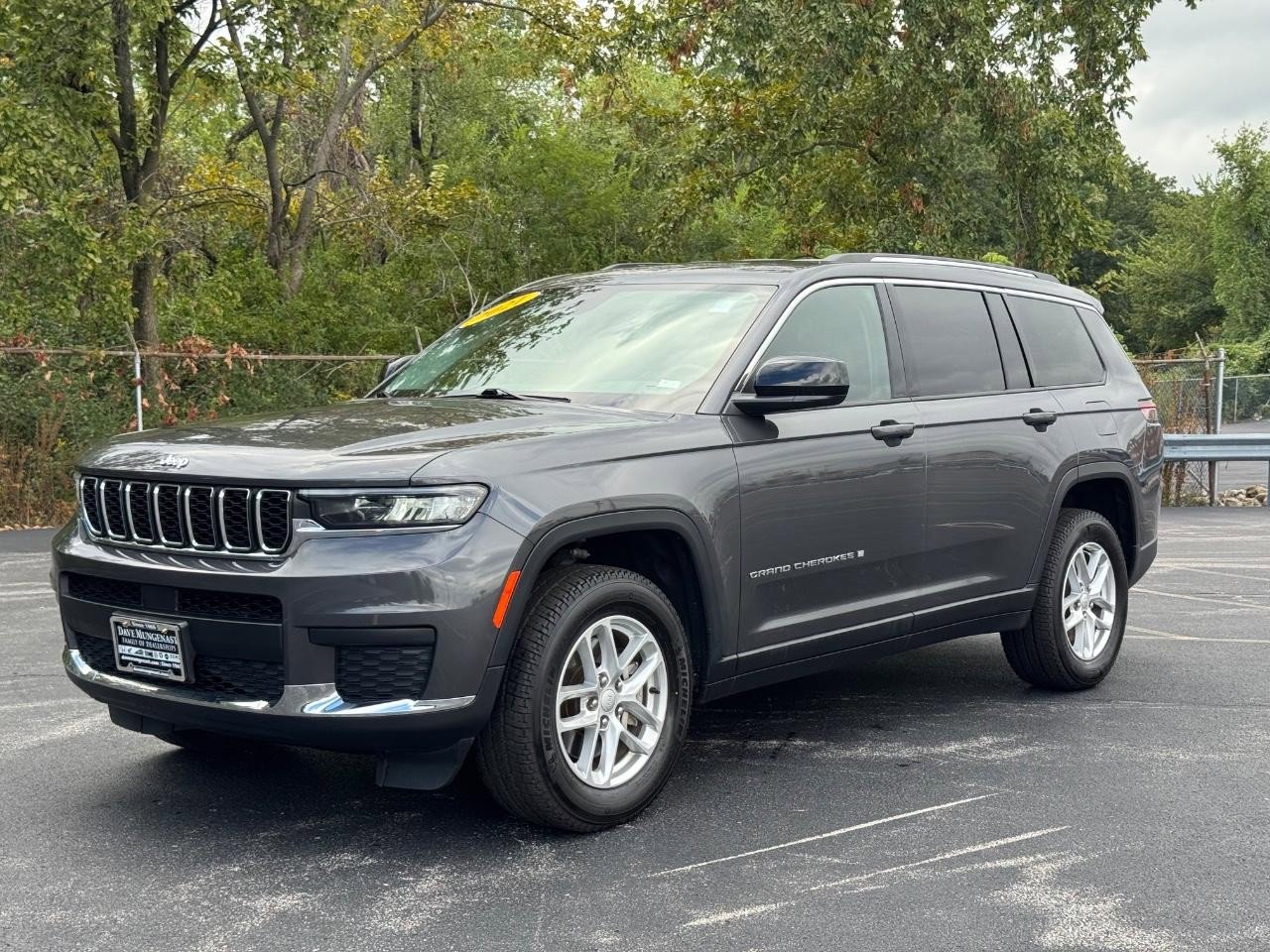 Used 2021 Jeep Grand Cherokee L Laredo w/ Luxury Tech Group I image 8