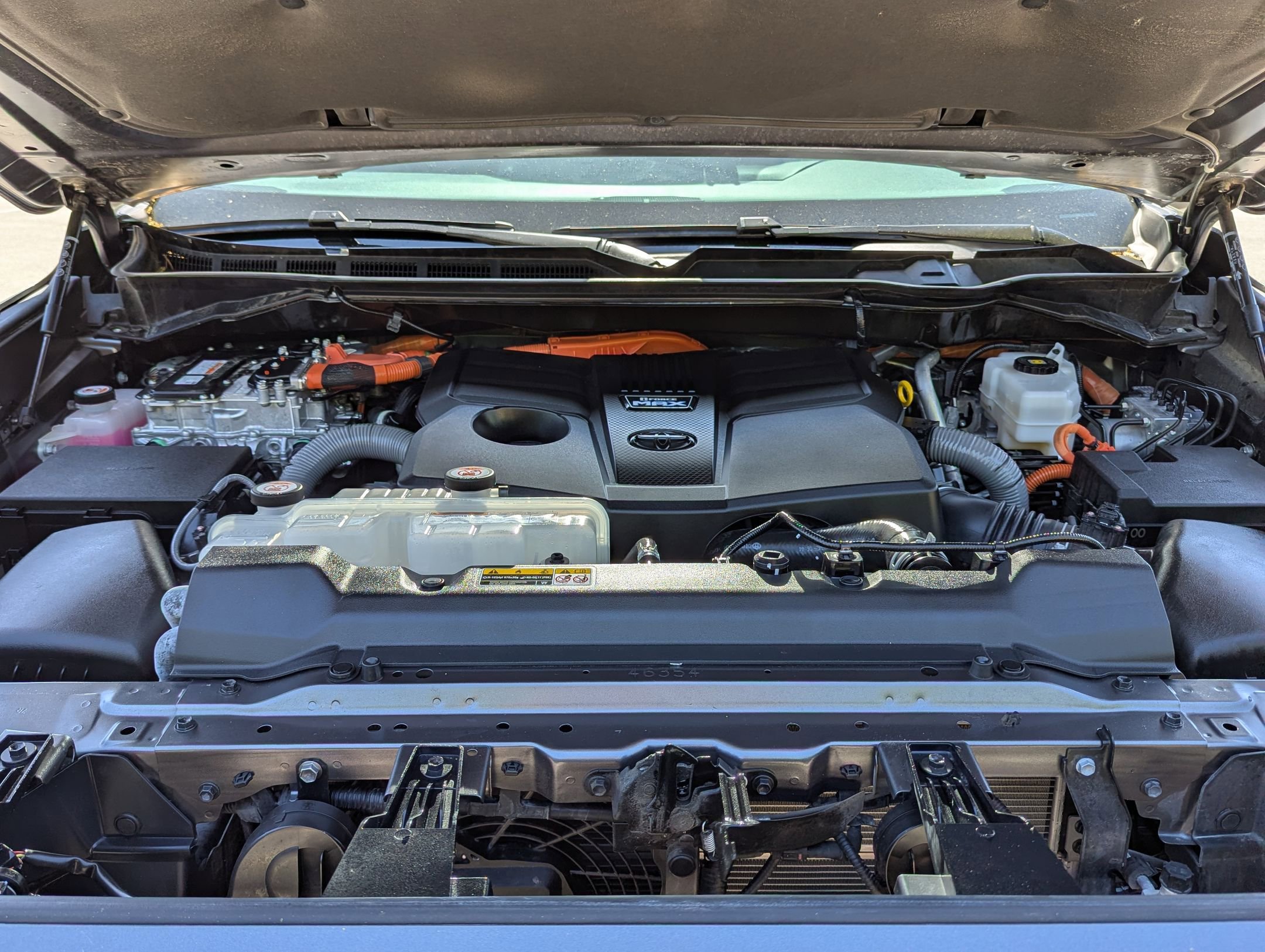 Used 2025 Toyota Sequoia SR5 w/ SR5 Premium Package AWD/4WD image 32