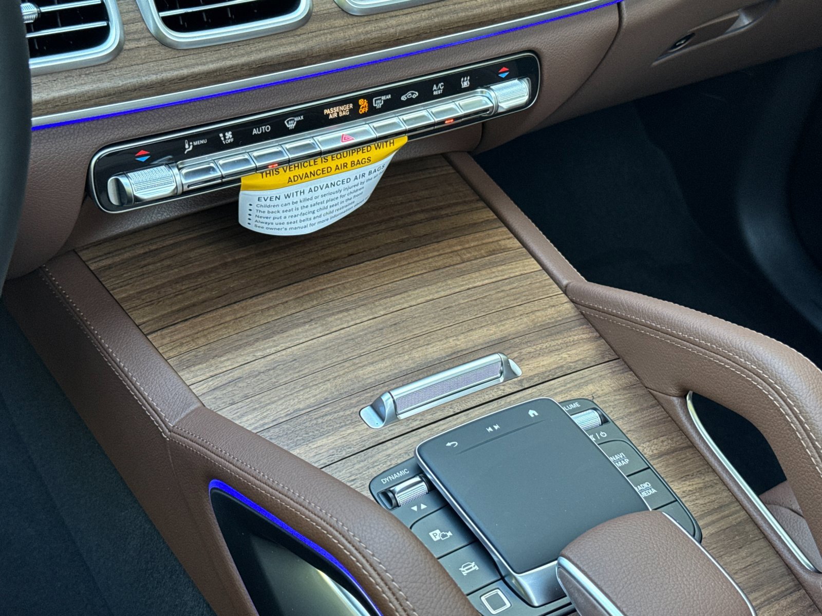 New 2026 Mercedes-Benz GLE 450e 4MATIC image 21