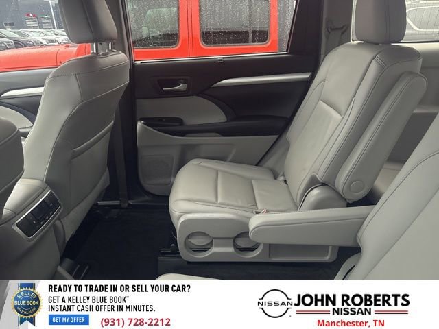 Used 2019 Toyota Highlander XLE image 9