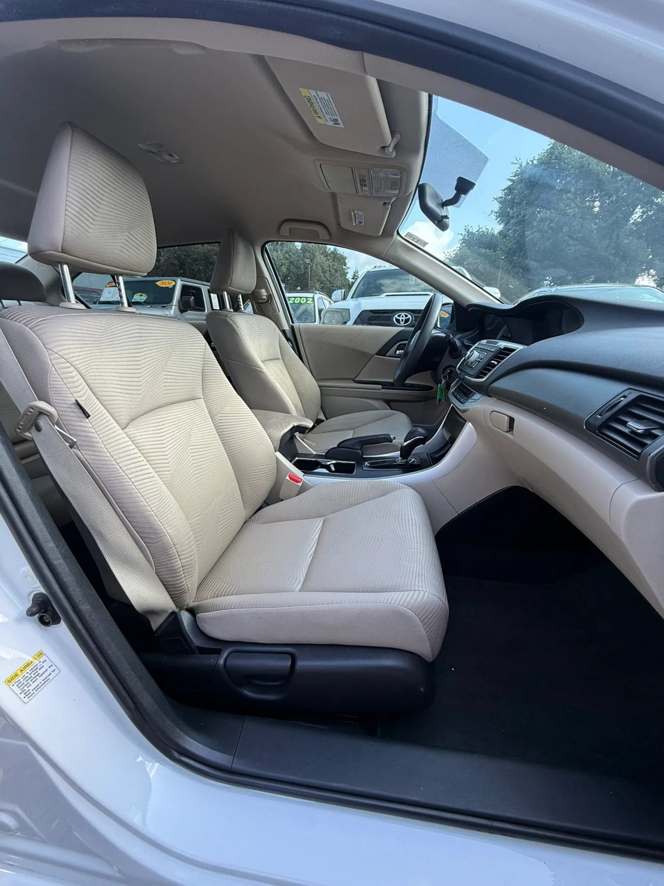 Used 2015 Honda Accord LX image 17