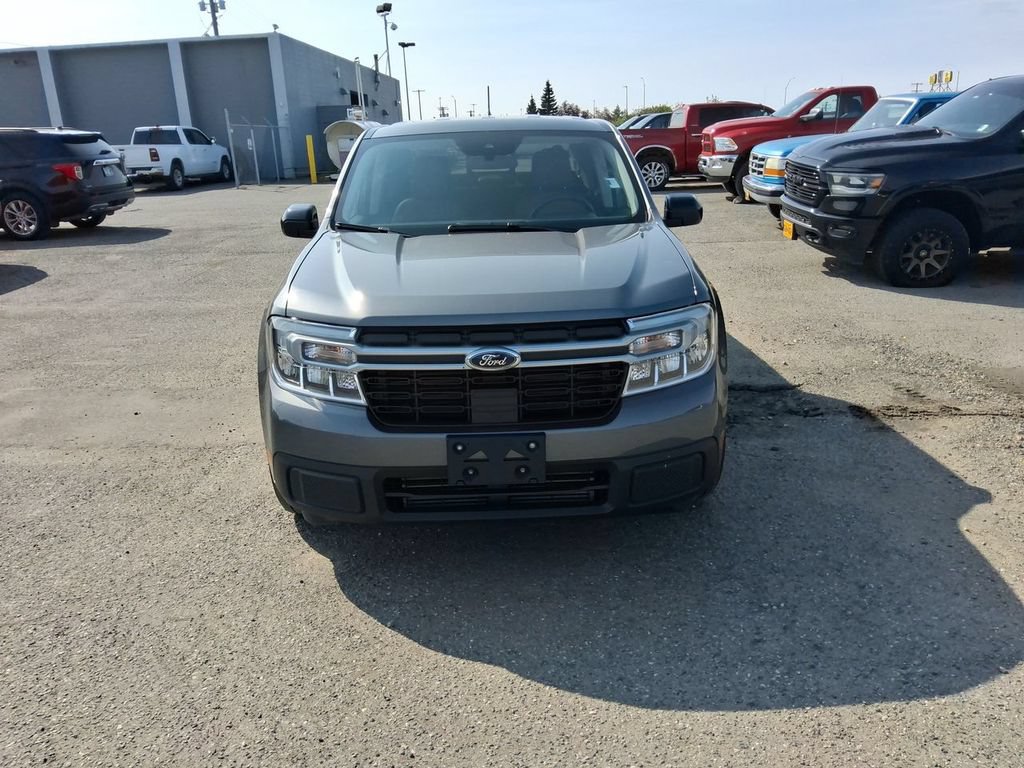 Used 2024 Ford Maverick Lariat AWD/4WD image 3