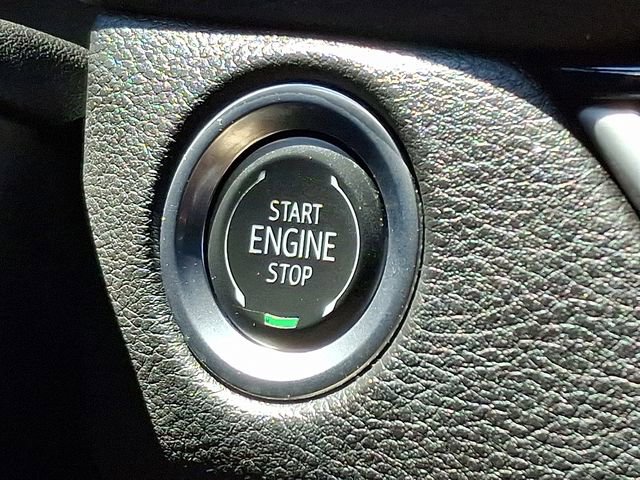 Used 2025 Cadillac XT4 Premium Luxury AWD/4WD image 23