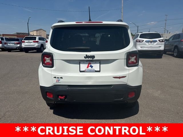 Used 2015 Jeep Renegade Trailhawk AWD/4WD image 4