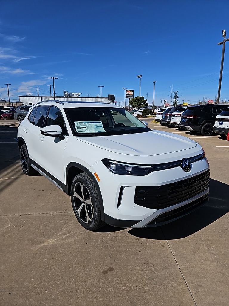 New 2026 Volkswagen Tiguan SE AWD/4WD image 3