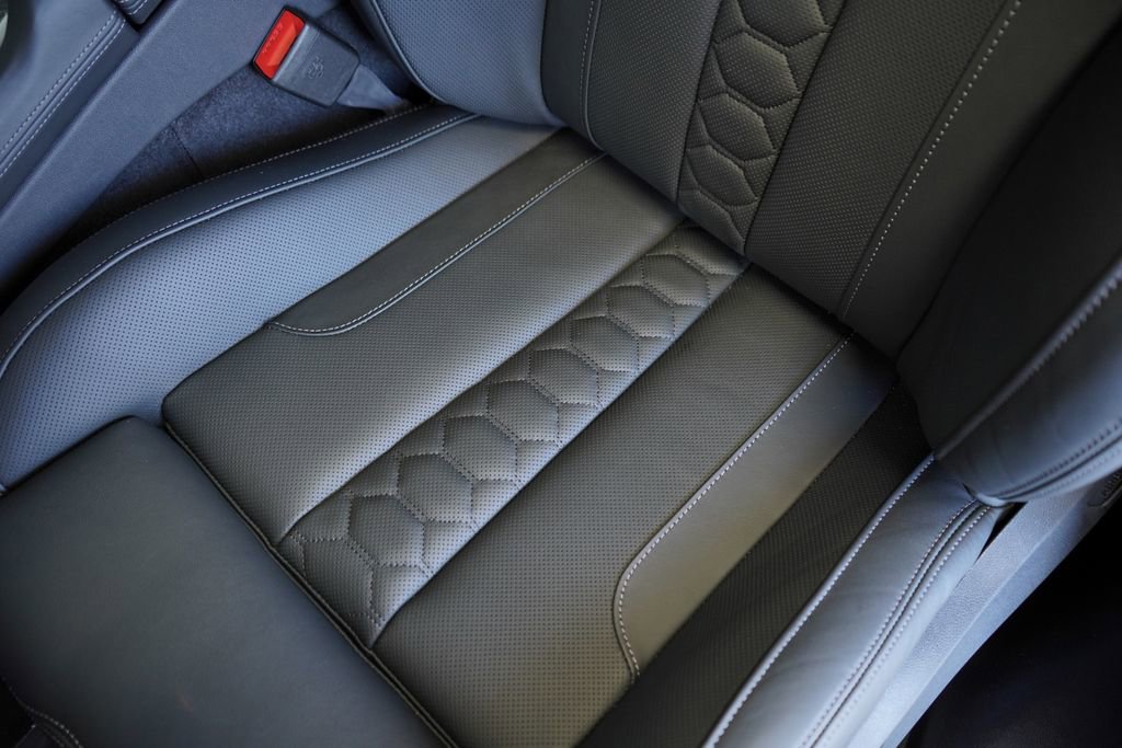 New 2026 BMW X5 M Competition w/ Executive Package image 12