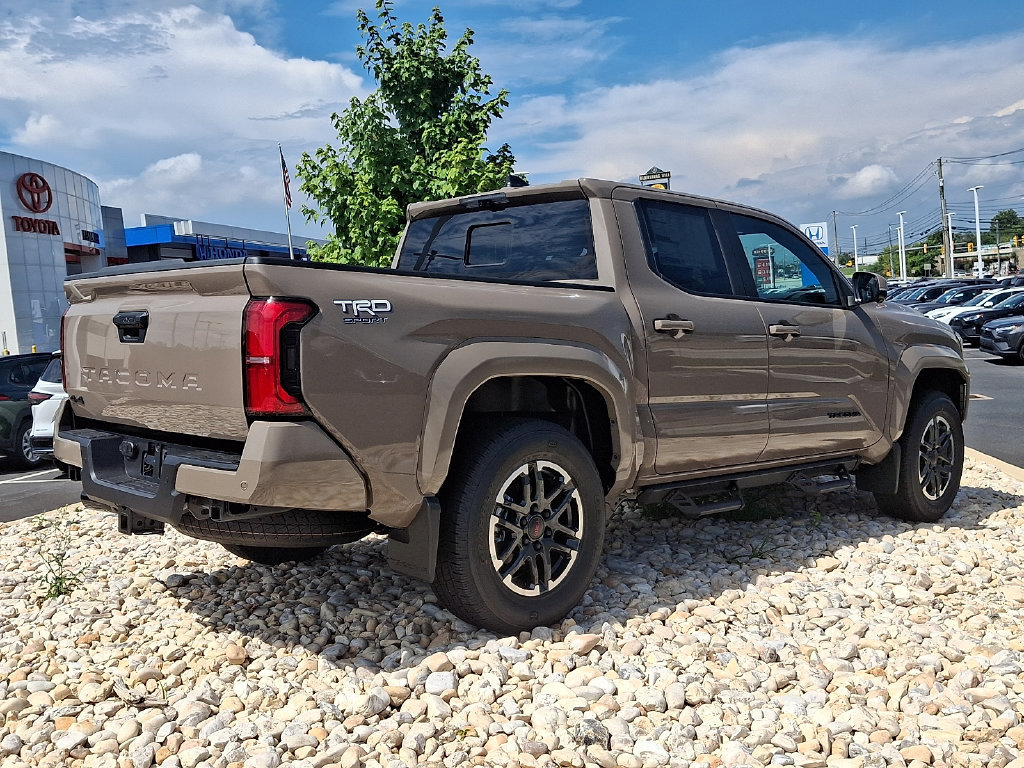 New 2026 Toyota Tacoma TRD Sport w/ TRD Sport Premium Package AWD/4WD image 6