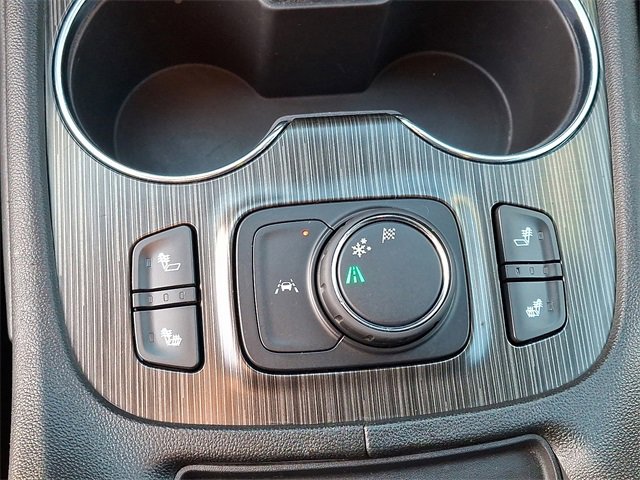 Used 2023 GMC Acadia SLT image 23