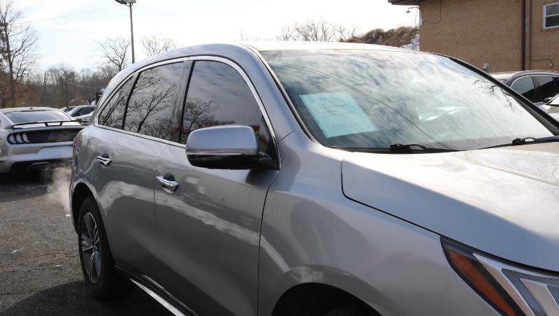 Used 2019 Acura MDX SH-AWD image 3