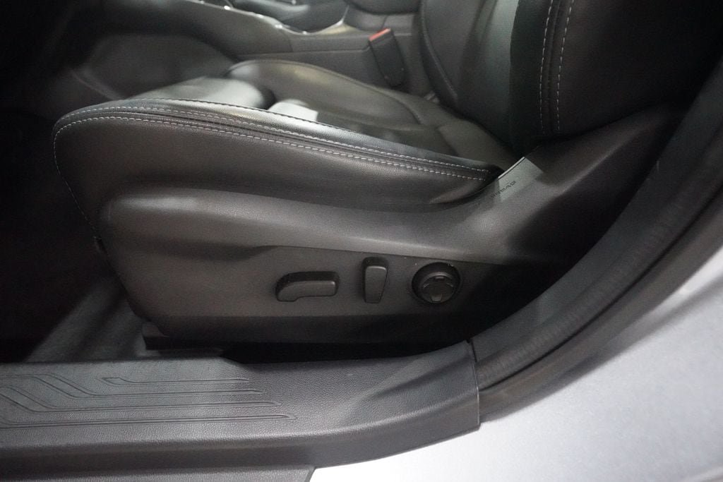 Certified 2025 Subaru Legacy Limited AWD/4WD image 29