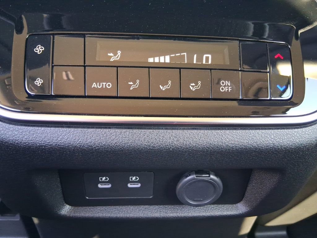 New 2026 Nissan Armada SV image 25