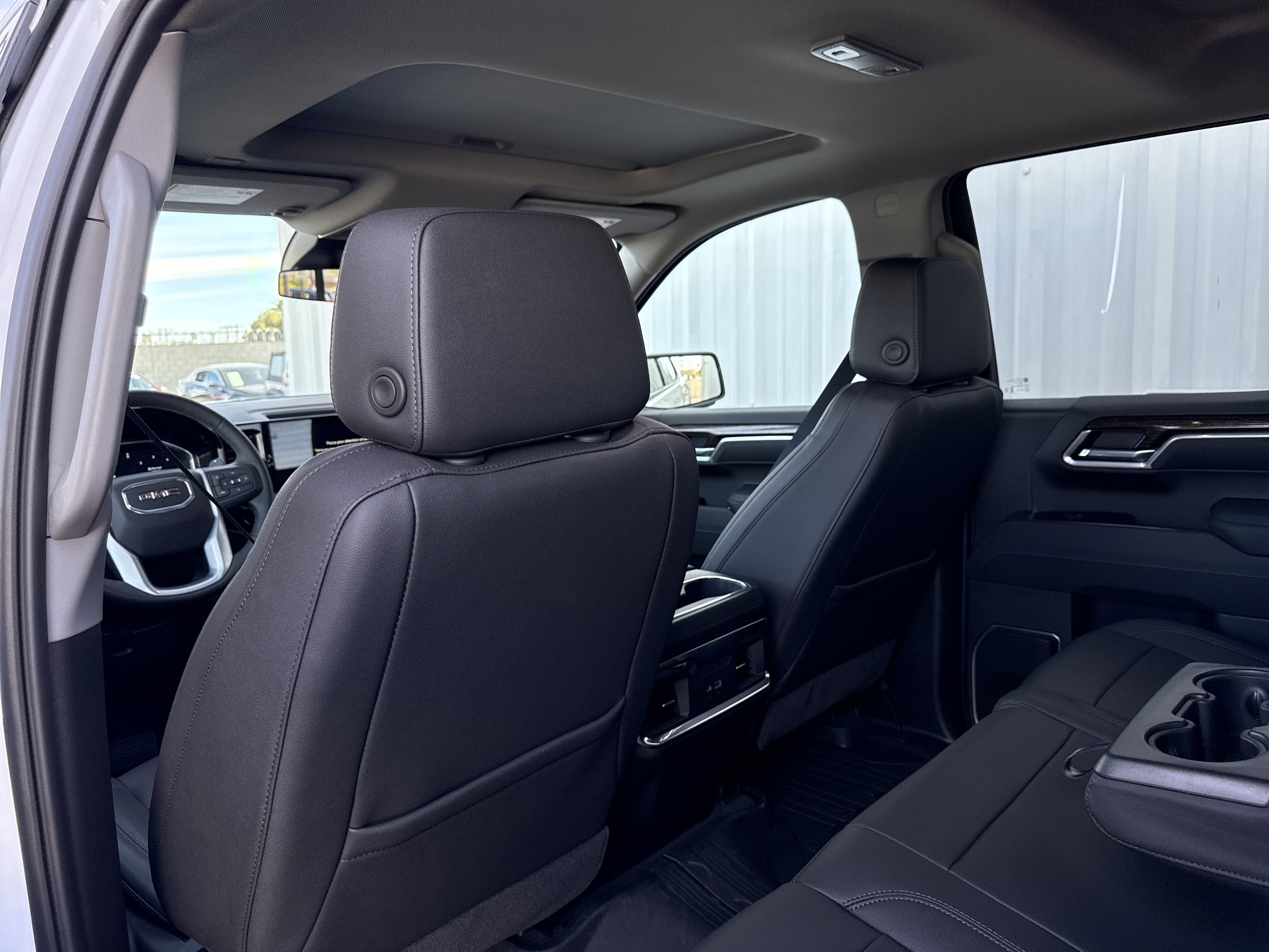 Used 2026 GMC Sierra 1500 Elevation w/ Elevation Premium Package image 32