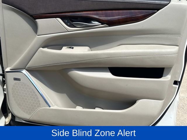 Used 2015 Cadillac Escalade ESV Luxury RWD image 21