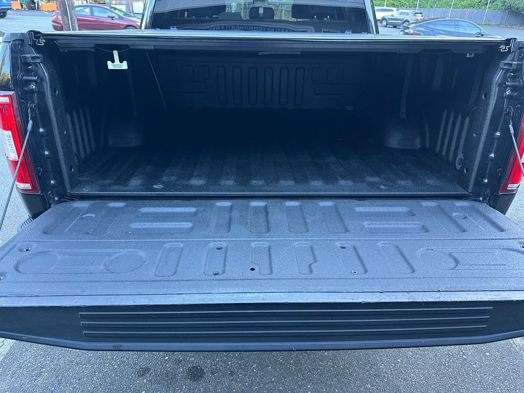Used 2018 Ford F150 XLT AWD/4WD image 17
