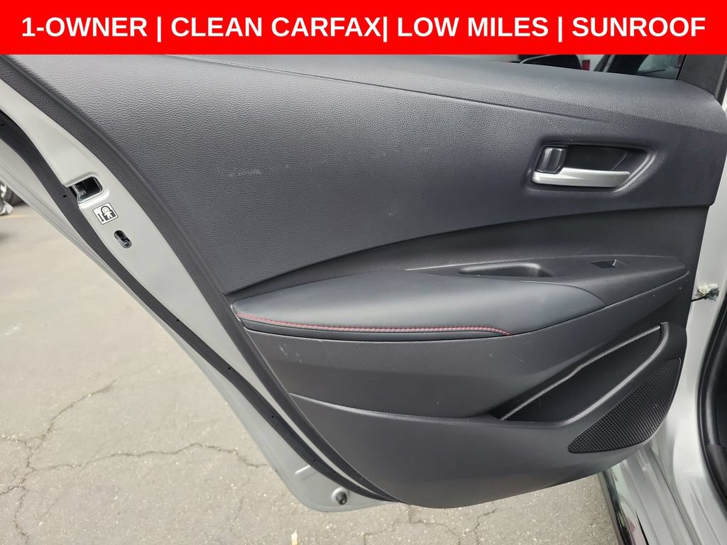 Used 2025 Toyota Corolla SE w/ SE Premium Package FWD image 18