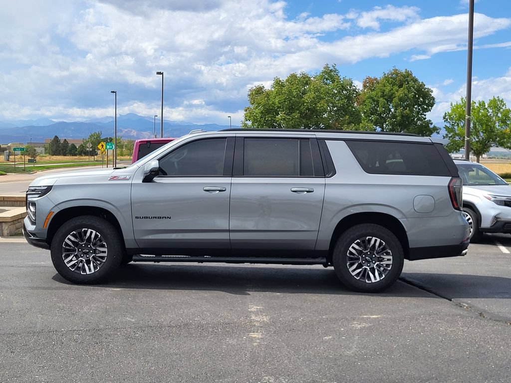 New 2026 Chevrolet Suburban Z71 w/ Comfort Package AWD/4WD image 5