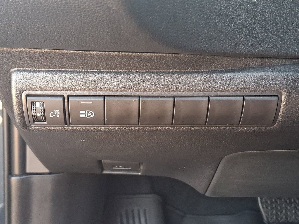 Used 2026 Toyota Corolla XSE FWD image 24