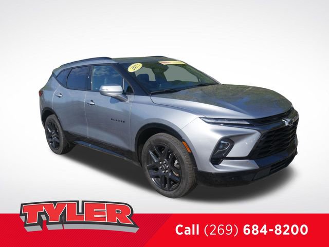 Used 2023 Chevrolet Blazer RS w/ Driver Confidence II Package AWD/4WD image 1