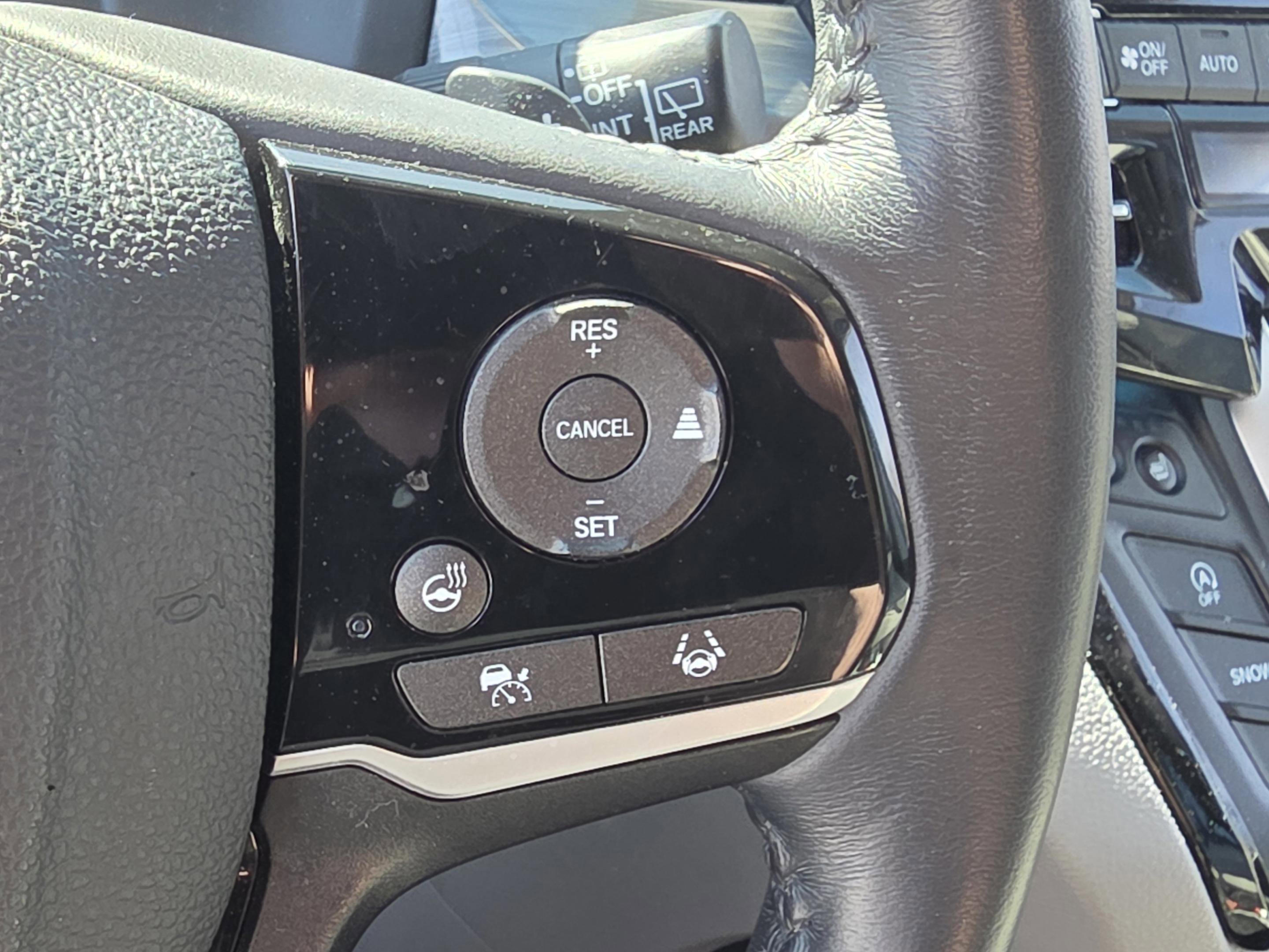 Used 2023 Honda Odyssey Elite image 19