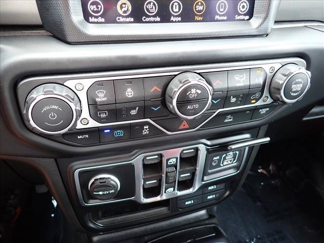 Used 2023 Jeep Wrangler Unlimited w/ Cold Weather Group AWD/4WD image 17
