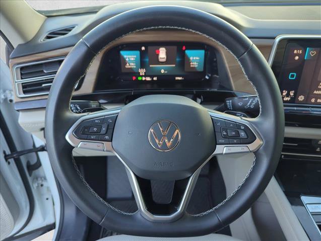 Used 2024 Volkswagen Atlas SE FWD image 16