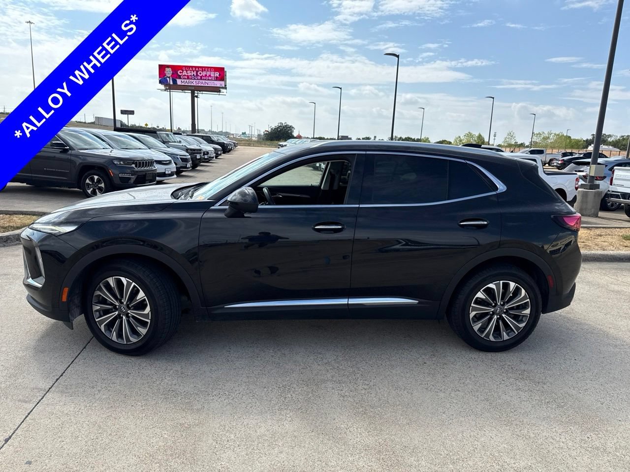 Used 2024 Buick Envision Preferred AWD/4WD image 3