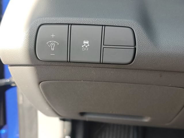 Used 2024 Hyundai Elantra SEL FWD image 25