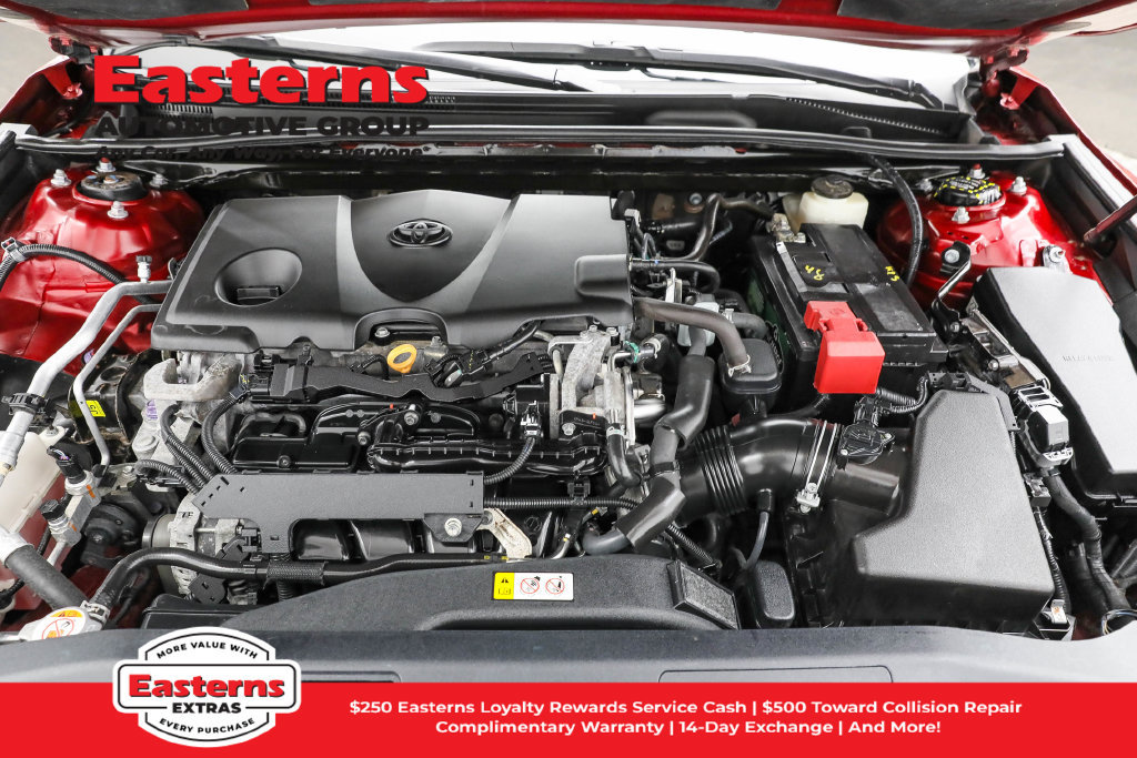 Used 2018 Toyota Camry SE w/ Audio Package FWD image 8