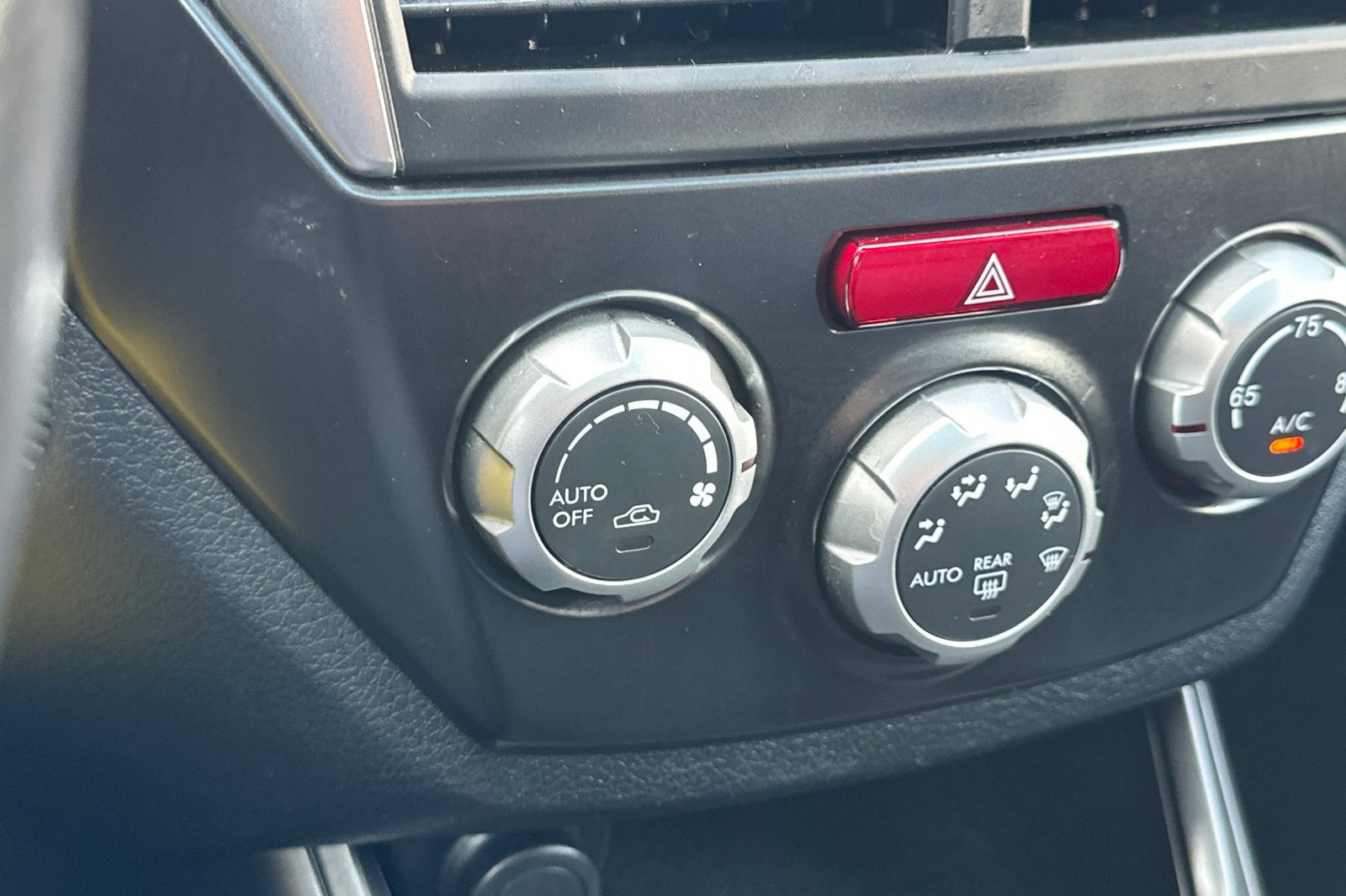 Used 2011 Subaru Impreza WRX Hatchback w/ Popular Equipment Group 3A image 28