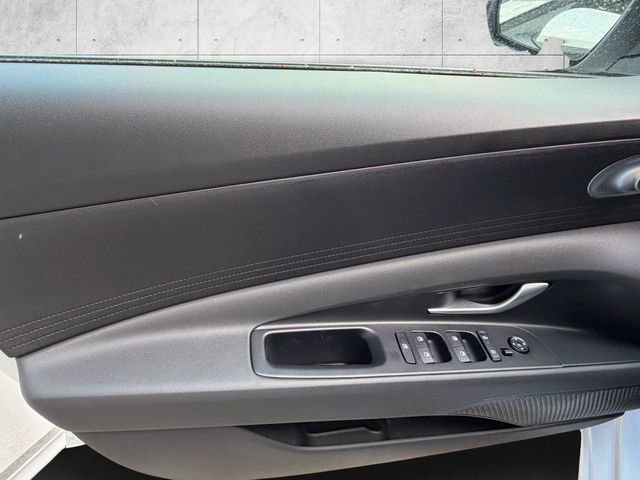 New 2026 Hyundai Elantra SE image 5