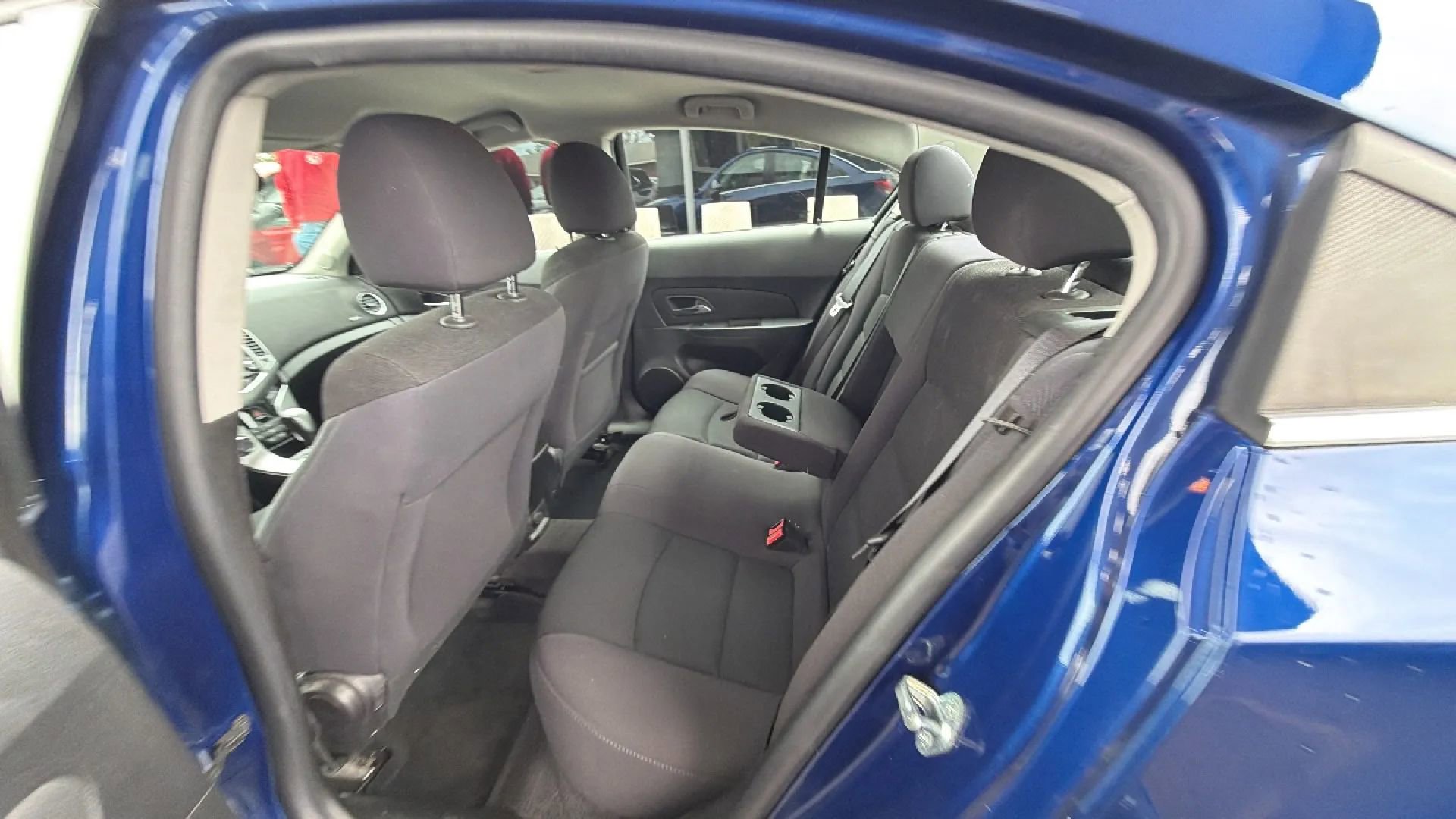 Used 2013 Chevrolet Cruze LT image 40