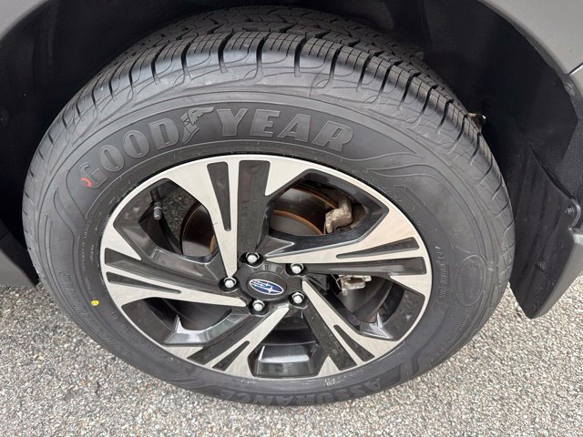 Certified 2024 Subaru Crosstrek 2.0i Premium AWD/4WD image 8