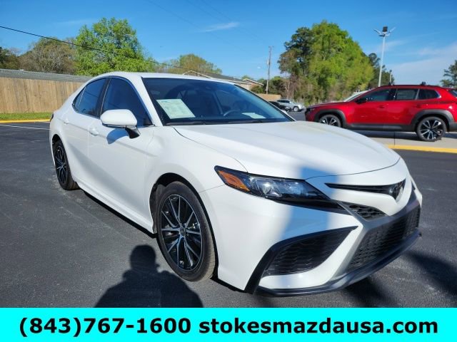 Used 2024 Toyota Camry SE