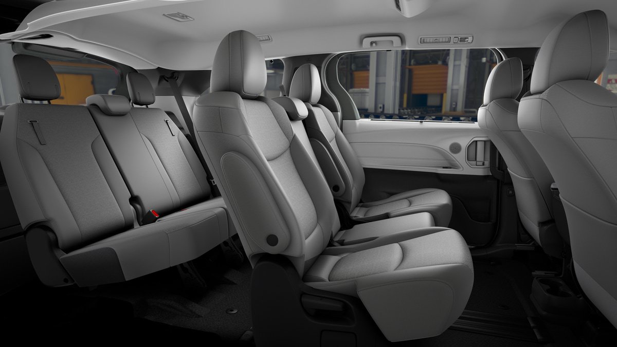 New 2026 Toyota Sienna LE AWD/4WD image 20