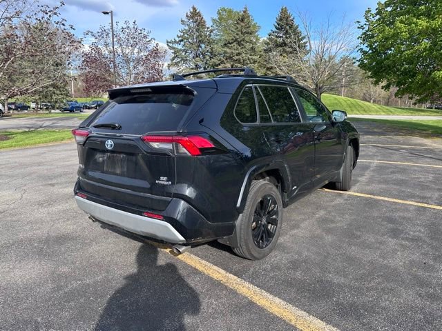 Used 2023 Toyota RAV4 SE w/ Convenience Package AWD/4WD image 3