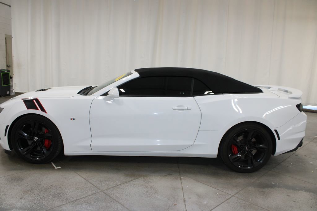 Used 2021 Chevrolet Camaro SS RWD image 6