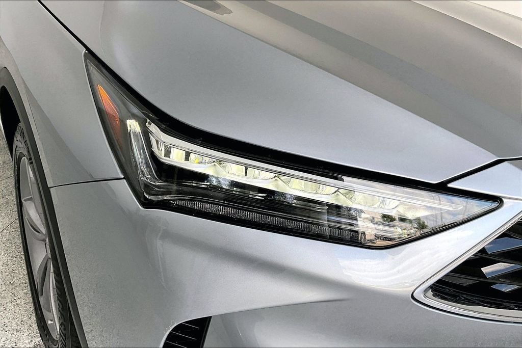 Certified 2025 Acura MDX FWD image 36