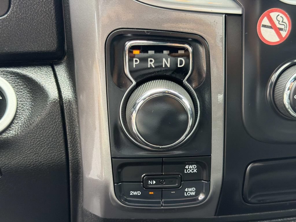 Used 2024 RAM 1500 Classic SLT AWD/4WD image 31