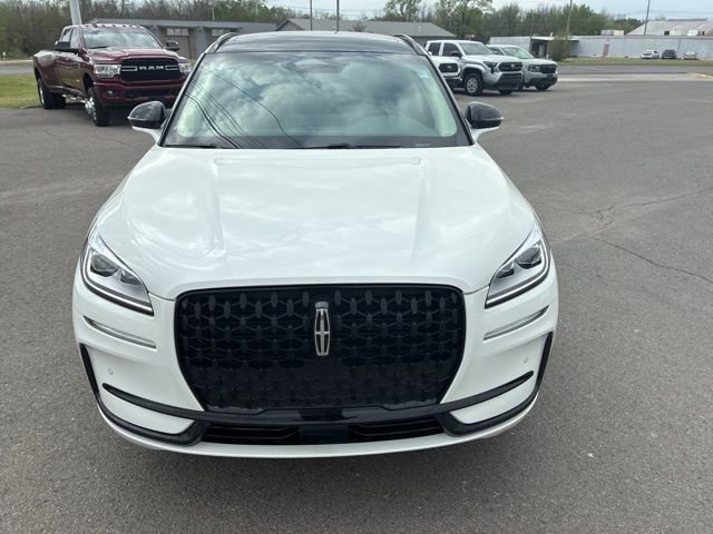 Used 2023 Lincoln Corsair Reserve w/ Equipment Group 201A image 8