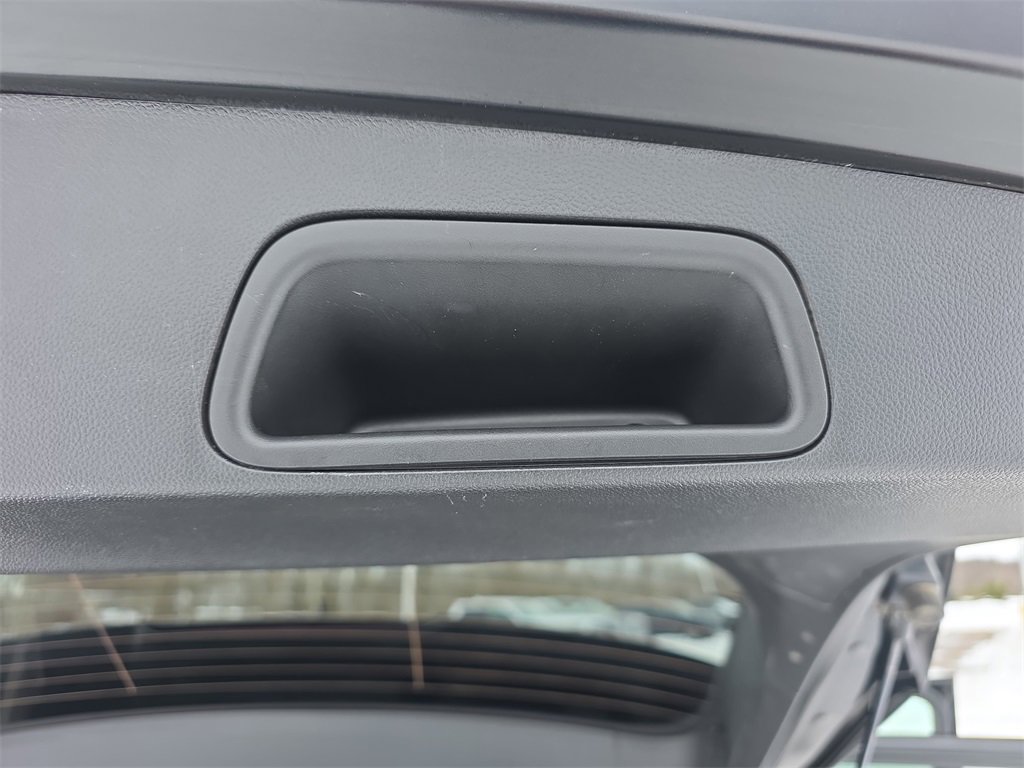 Certified 2024 Buick Encore GX Sport Touring image 13