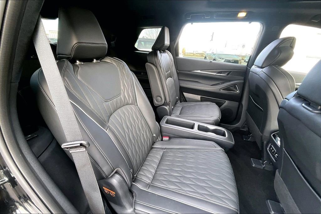 Certified 2026 INFINITI QX60 Autograph w/ Dark Cargo Package AWD/4WD image 30